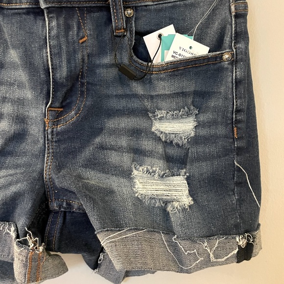 ✨NWT Vigoss | Marley Distressed Shorts | Suze 2/26 - Picture 9 of 14